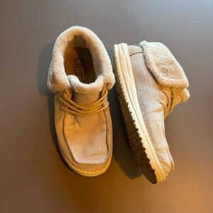 Hey Dude Britt Herringbone Cream